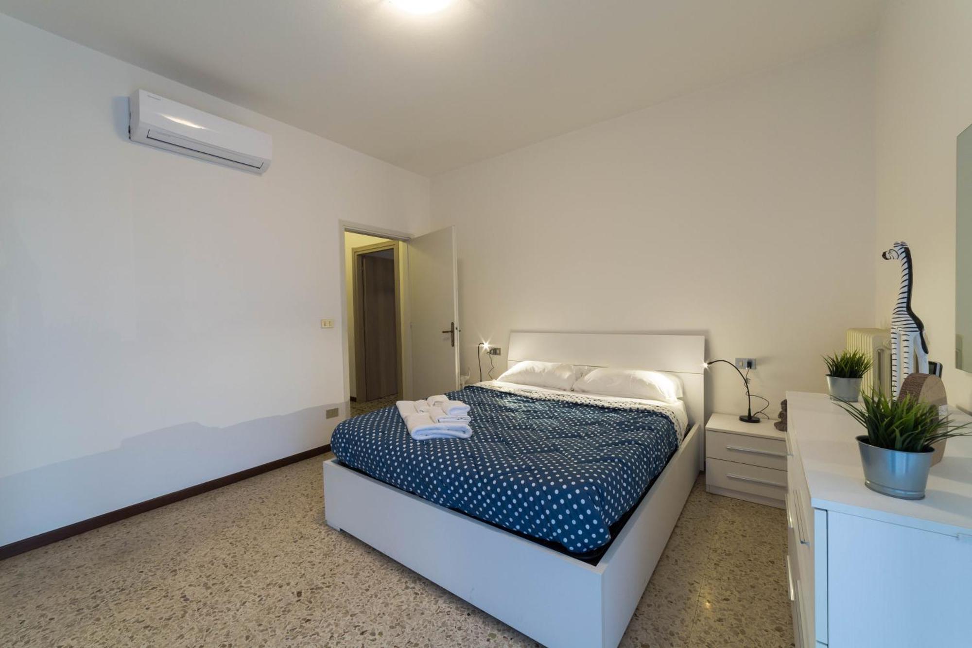 Isa Sirmione Apartments Esterno foto